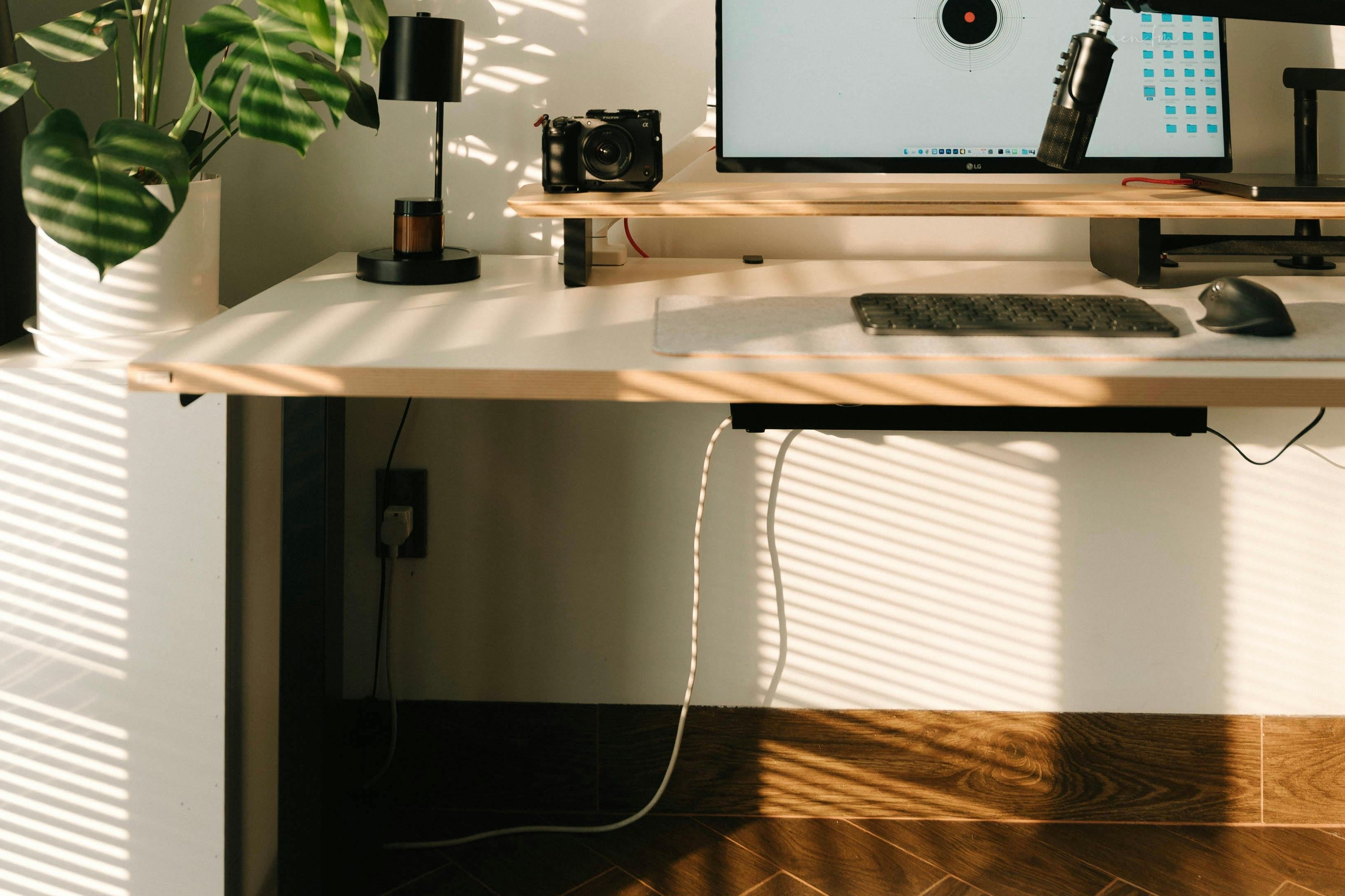 The Cord Chaos: Smart Ways to Hide Wires in Your Home Office