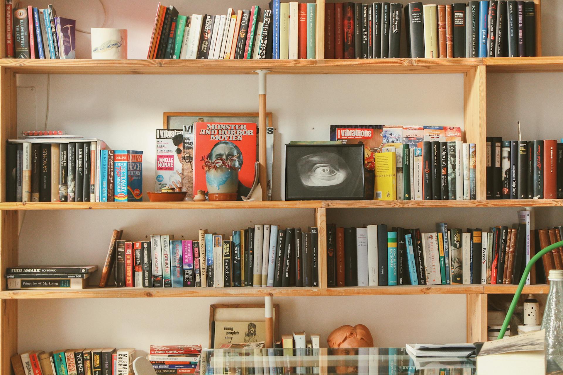 Smart Way to Use a Bookshelf (That Aren't Just for Books)